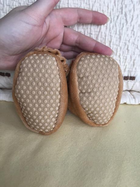 Capačky 9,5 cm, mothercare,<17