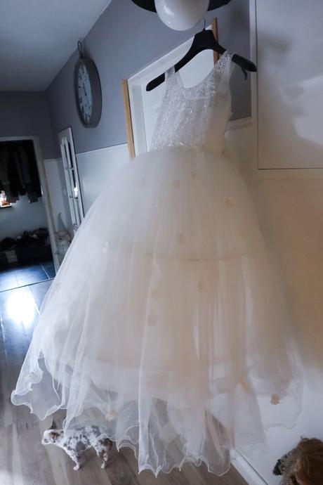 Šaty na sv. prijímanie, 134