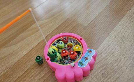 Hra pre deti 'hladné rybičky' (8 rybičiek), 