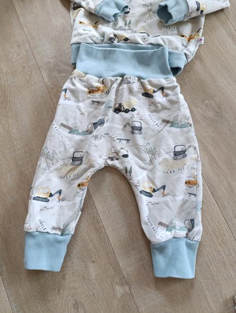 Amanita súprava s bagrami, 74