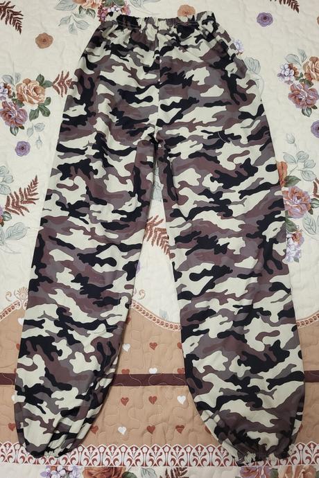 Maskáčové nohavice na 11-12 rokov, 146