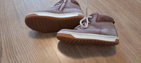 Prechodne topanky, 25