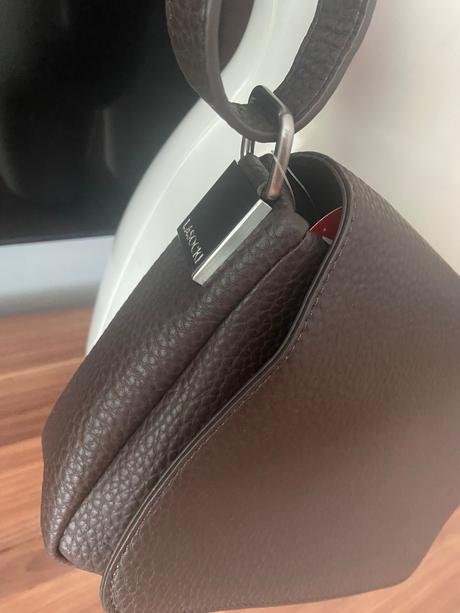 Lasocki kabela tmavo hneda, lasocki