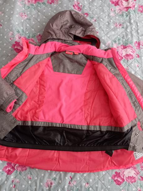 Vetrovka v. 146/152, crivit,146