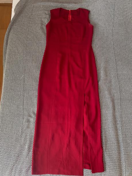 Šaty dlhé bordovej farby, 38