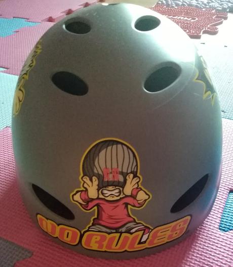 Predám novú značkovú prilbu c. s, s