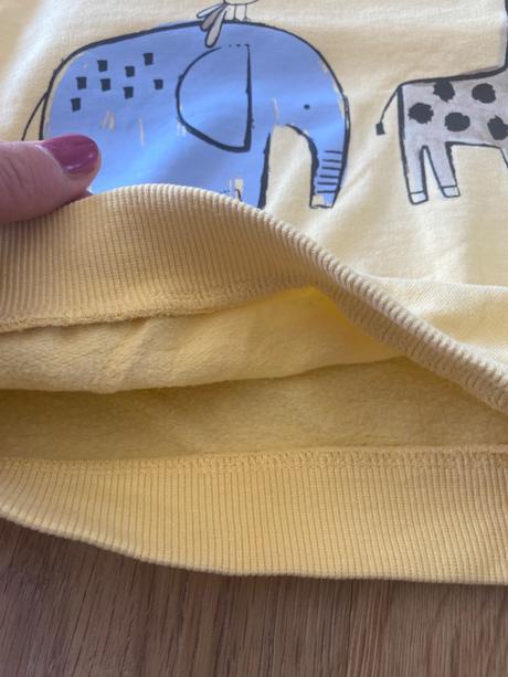 Mikiny s teplákmi, 98