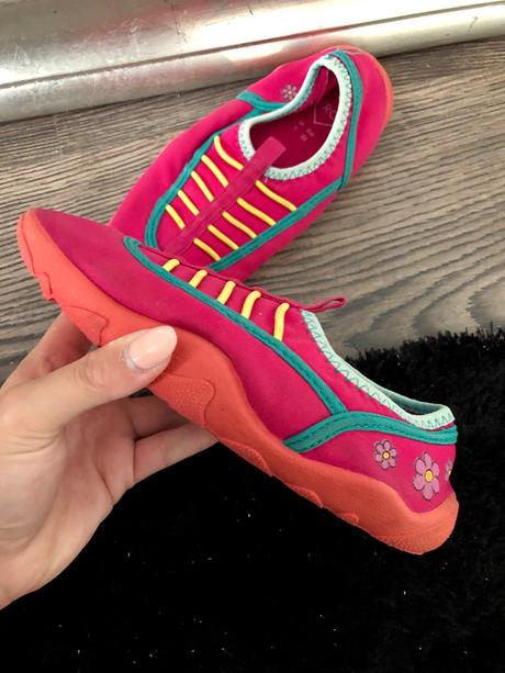 Predám dievčenské topánky do vody, cherokee,33