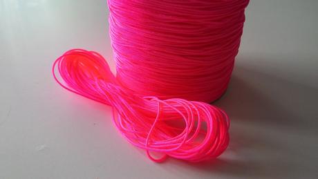 Shamballa šnúrka nylonová 1 mm - neonovo ružová,