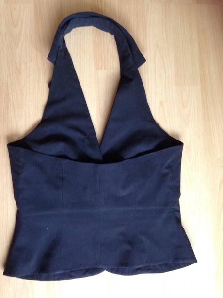 Elegantná vesta okolo krku, 36