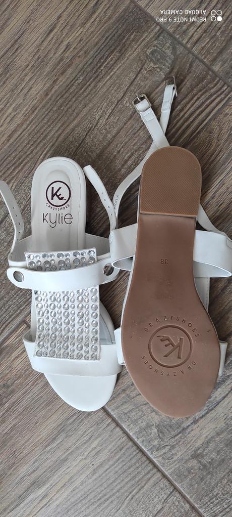 Krásne sandále_2x obuté, 38