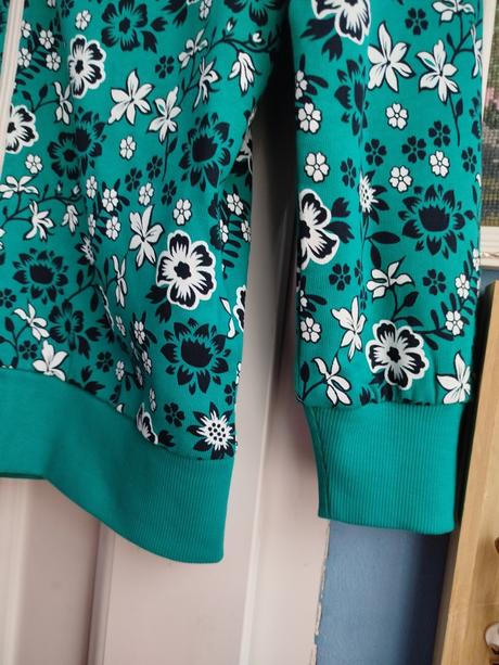 Hrubšia mikina 140/146, bonprix,140