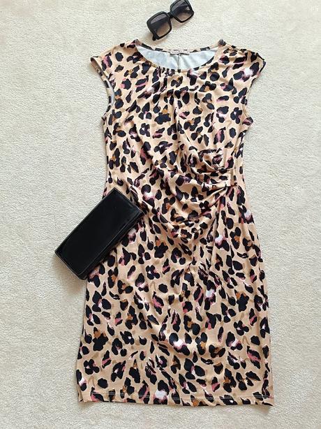 Elegantne saty anna field, m