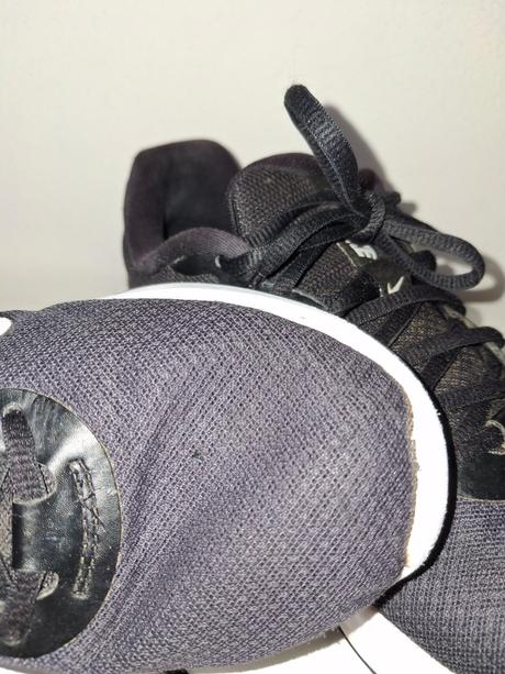 Vzdušné odľahčené tenisky nike vyborny stav, nike,42