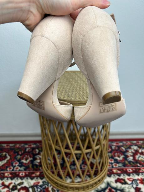 Nude krémové béžové lodičky sandále asos, 36