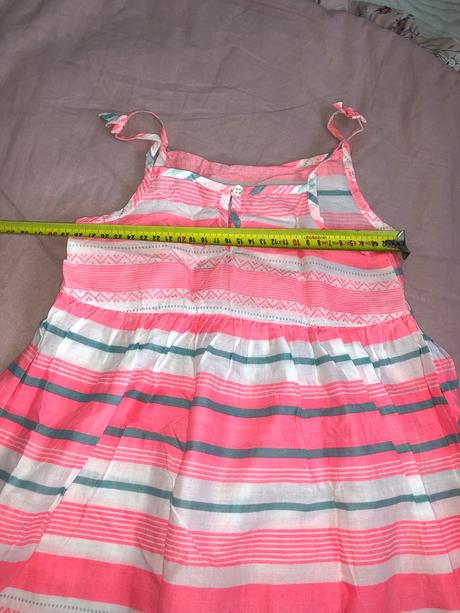 Lahucke saty, primark,116