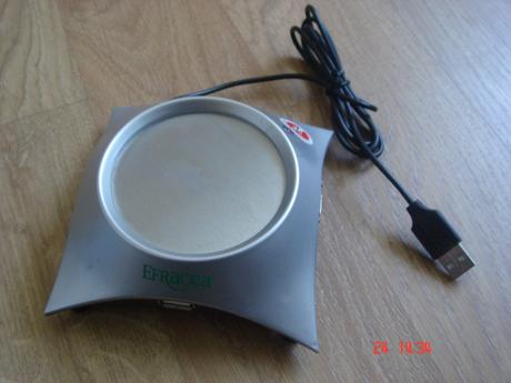 Usb pripojky koncovky 4ks a zohrievac pod salocku,