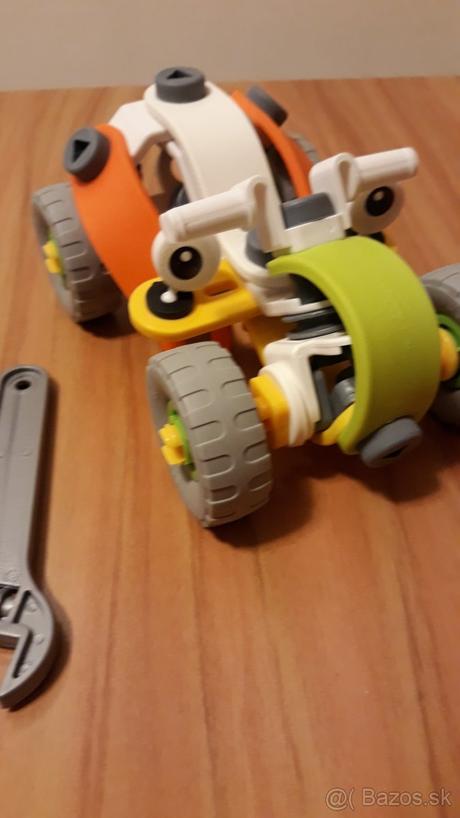 Meccano build and play,