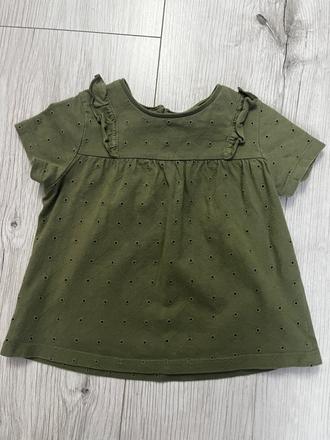 Vzdušné jednofarebné tričko olivovej farby, f&f,92