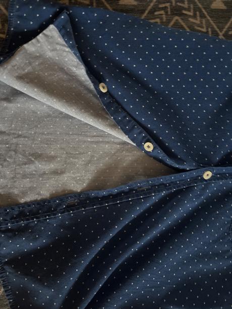 Tmavomodrá botkovaná košeľa chlapčenská, 128