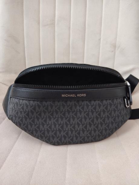 Čierno sivá ľadvinka michael kors, michael kors