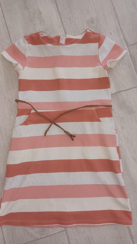 Hrubšie šaty s vreckami, h&m,122