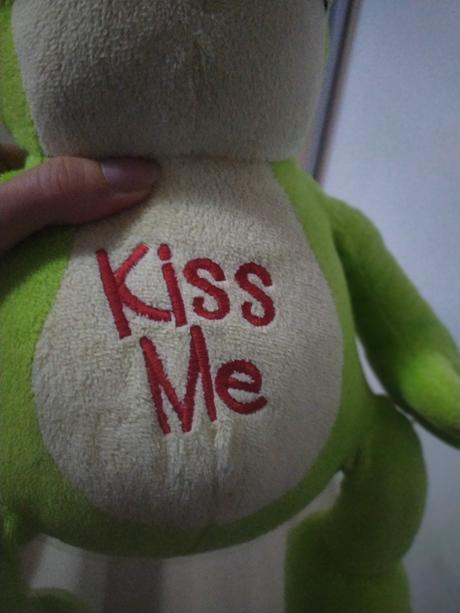 Plysak zaba  velka 41 cm kiss me, 