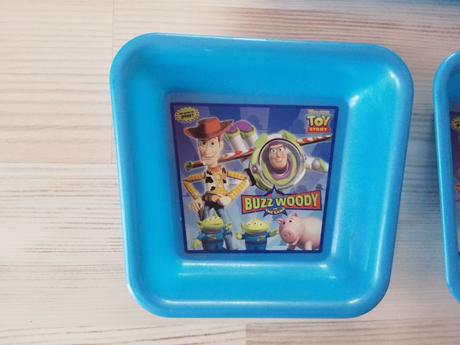 Taniere a misky pre deti, 