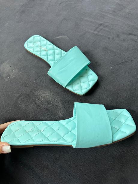 Tyrkysové šľapky, primark,38