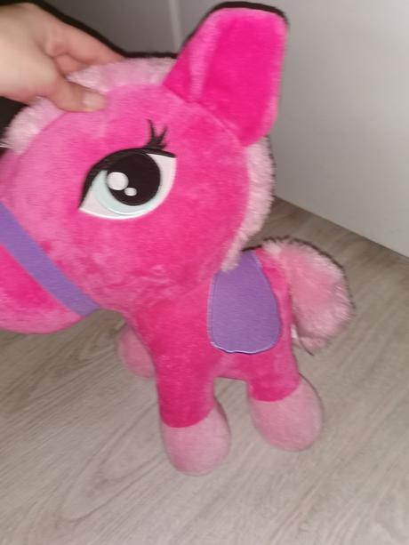 Plyšák koník,