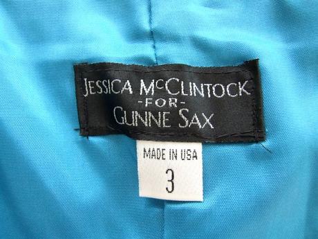 Spoločenské šaty, 34