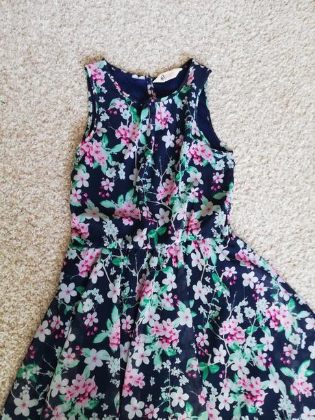 Kvetove saty, h&m,146