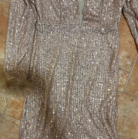 Najmodernejsie saty velkost 34, xs