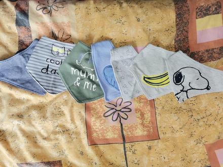 Detské podbradníky,