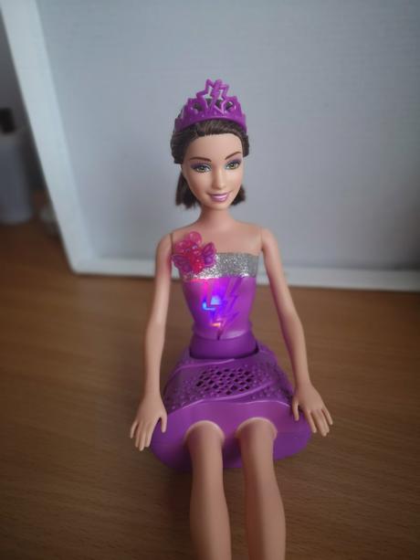 Origin.bábika barbie z rozprávky odvážna princezná,