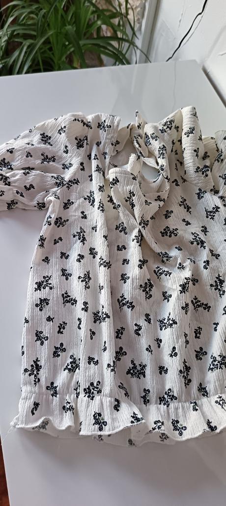 Kvetinková blúzka s mašľou, zara,164