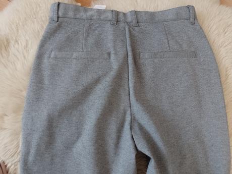 Elegantné,top stav, reserved,164