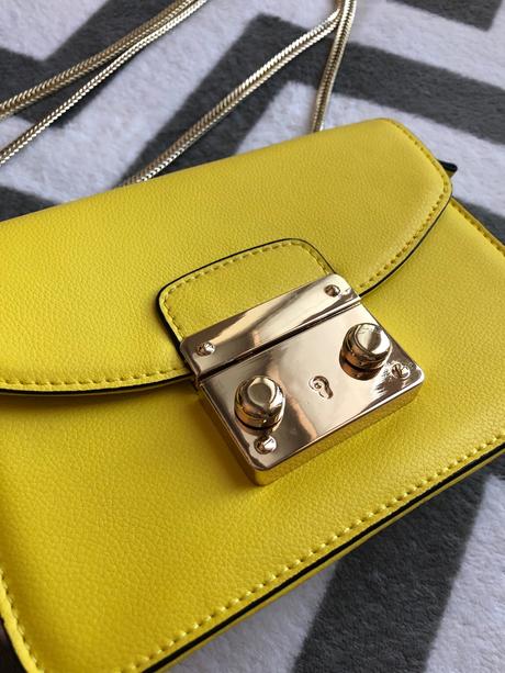 Crossbody mini kabelka,