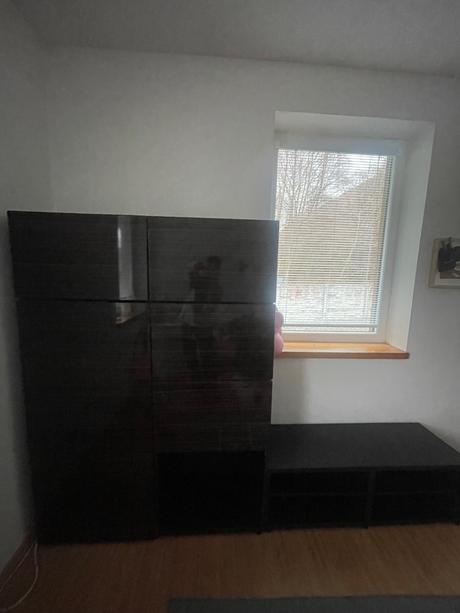 Sedačka plus nábytok, 