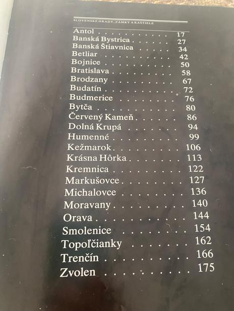 Slovenské hrady, zámky a kaštiele,