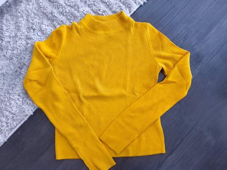 Crop top pulovrík, pull&bear,m