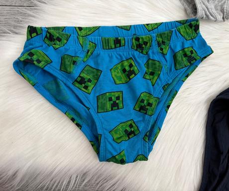 6 kusov minecraft slipiek 122/128, c&a,122