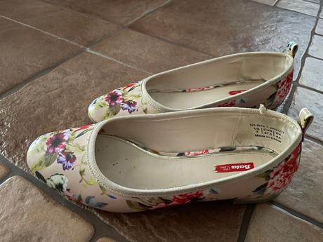 Kvetinkové balerinky, baťa,38