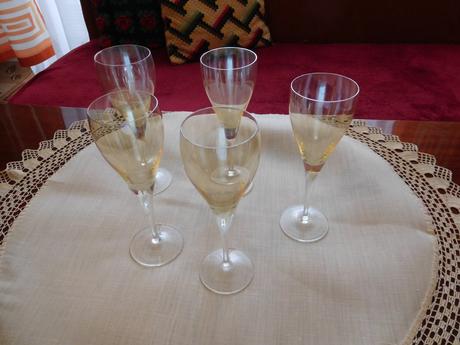 Hnedasté dúhované poháre na šampanské, 