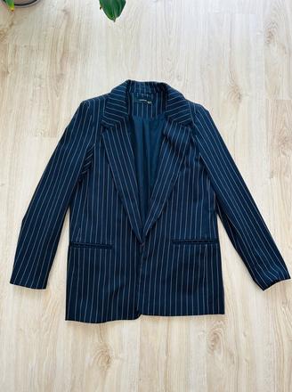 Krásny sukňový kostým značky reserved, reserved,s