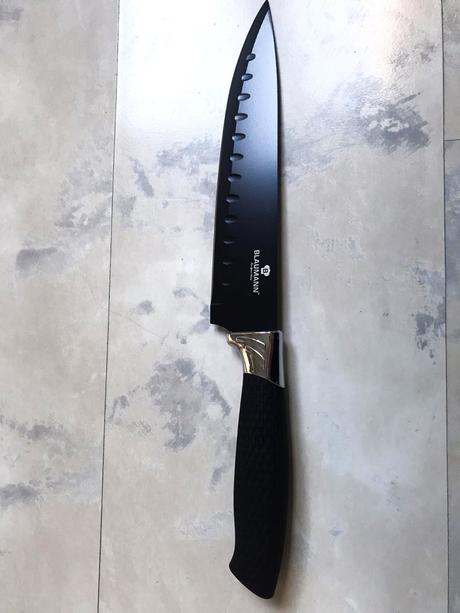 Veľký ostrý nôž,