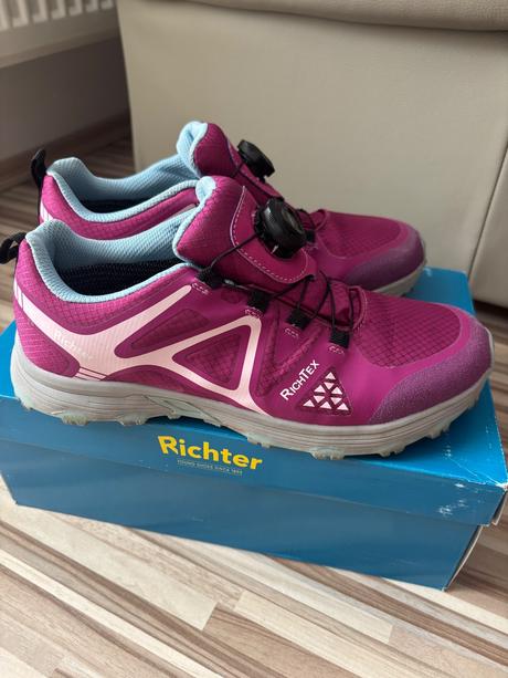 Richter botasky s kolečkom namiesto šnúrok, richter,38