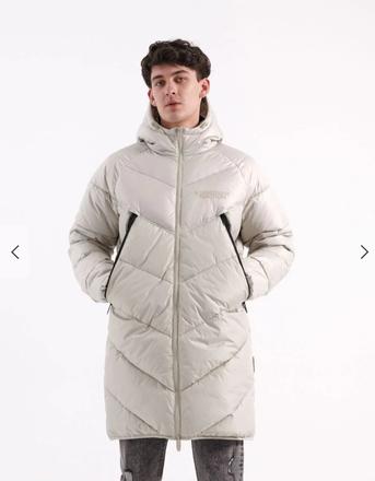 Teplá bunda uni, house,m