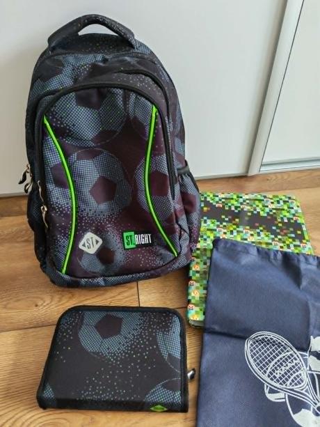 Set - školská taška, peračník, vrecko, dosky,
