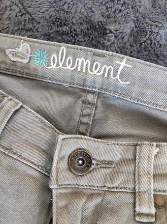 Trojštvrťové rifle, 28